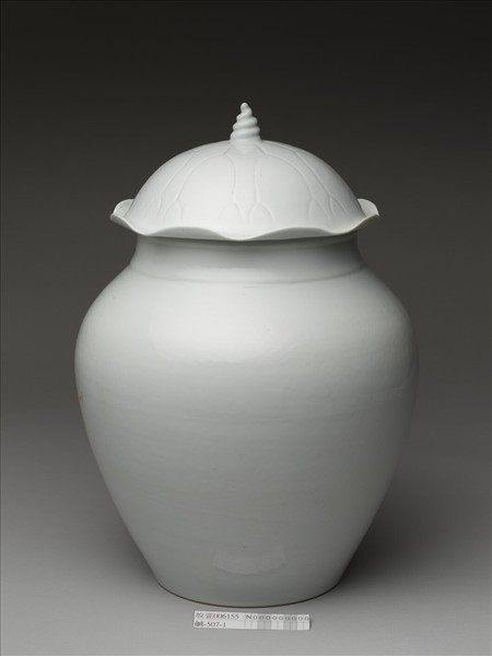 白瓷蓋罐