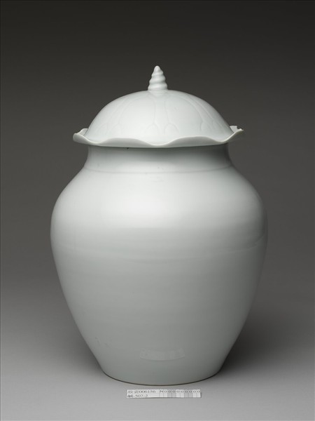 白瓷蓋罐