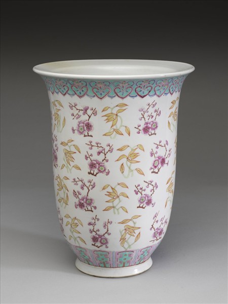 粉彩梅蘭紋花盆