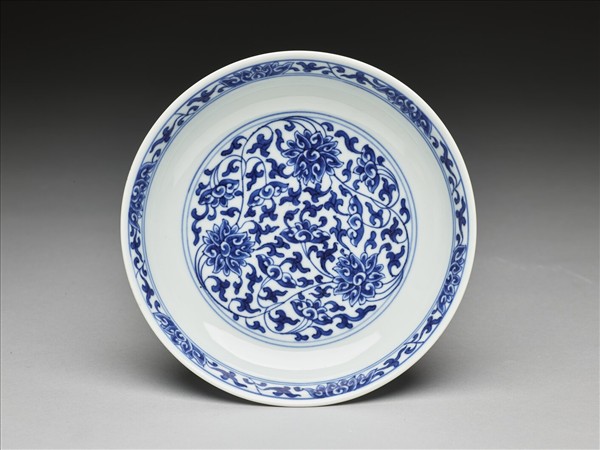 青花番蓮紋盤
