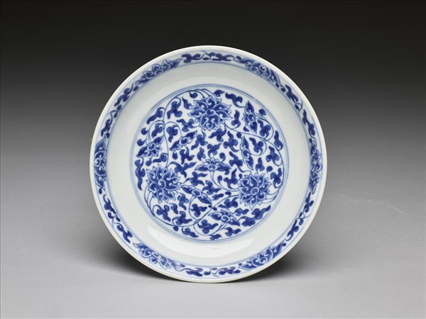 青花番蓮紋盤