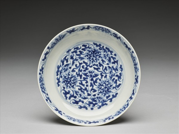 青花番蓮紋盤