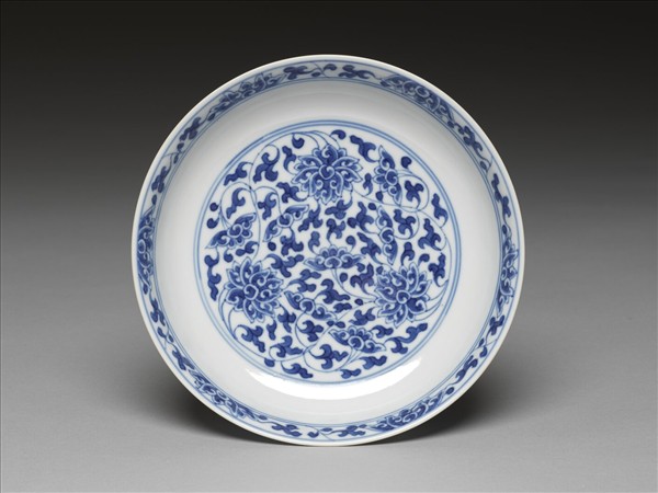青花番蓮紋盤