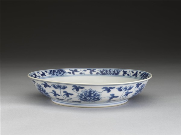 青花番蓮紋盤