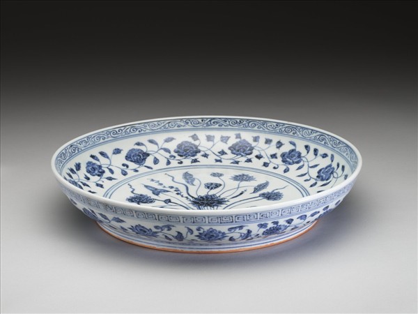 青花一把蓮紋盤