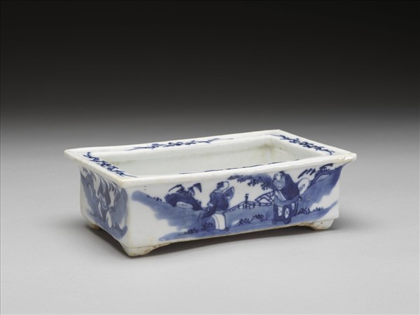 青花人物圖長方盆