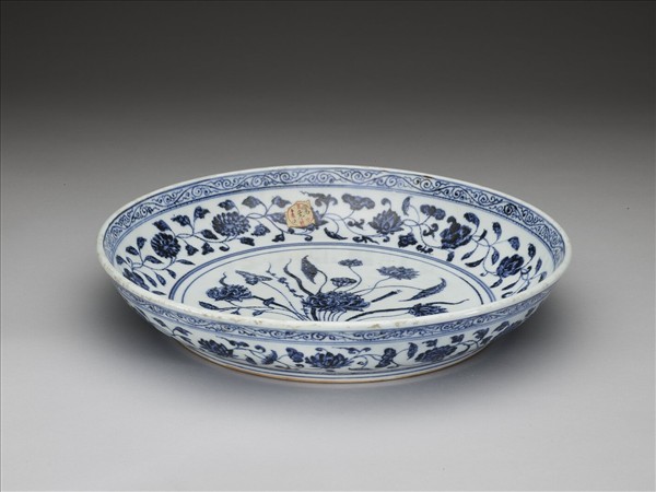 青花一把蓮紋盤