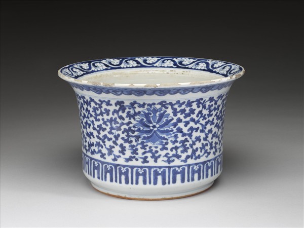 青花番蓮紋花盆