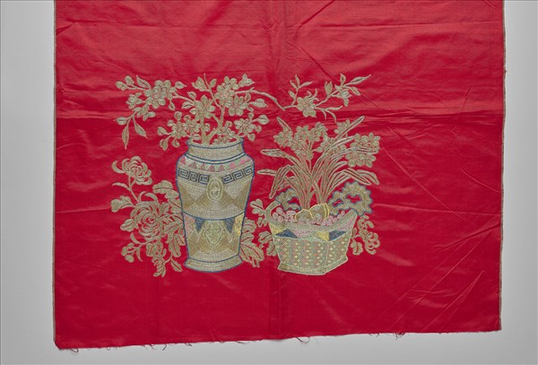 繡金線博古圖椅披