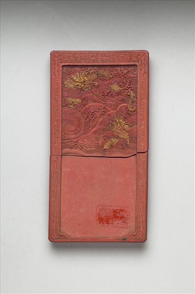 「雙龍硯」硃墨