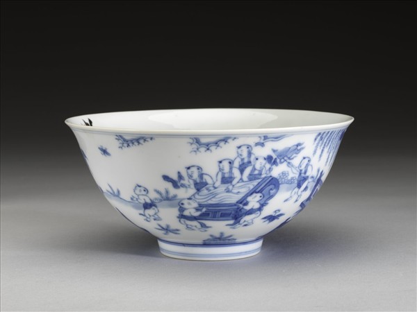 青花嬰戲圖碗