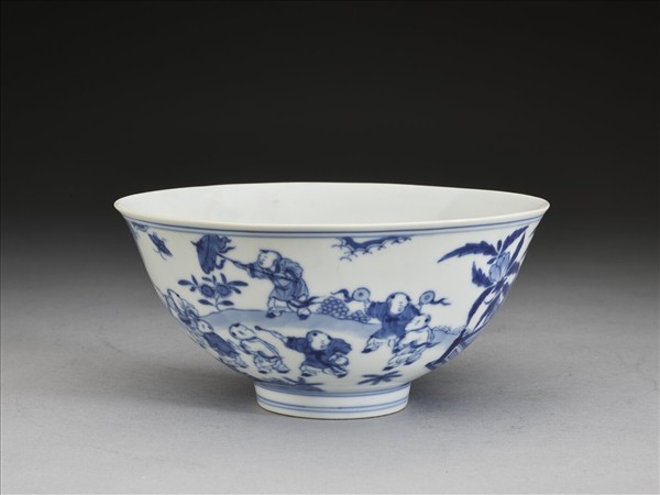 青花嬰戲圖碗