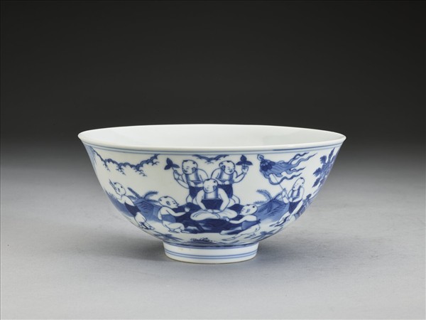 青花嬰戲圖碗