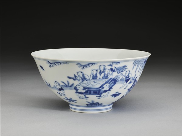 青花嬰戲圖碗