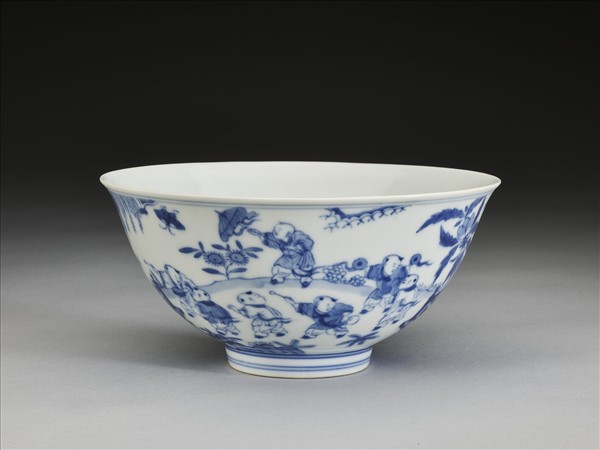 青花嬰戲圖碗