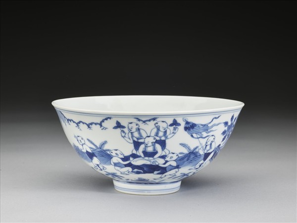 青花嬰戲圖碗