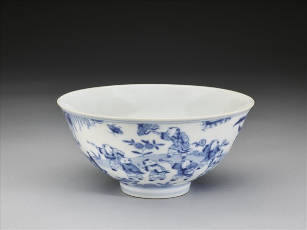 青花嬰戲圖碗