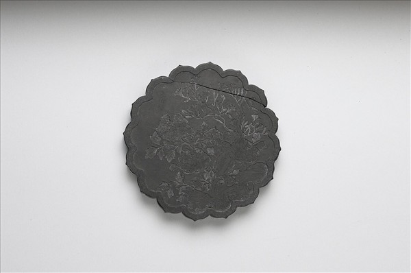 牡丹紋菱花式墨