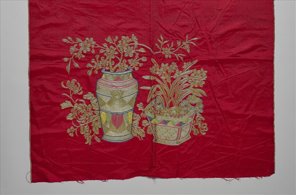 繡金線博古圖椅披