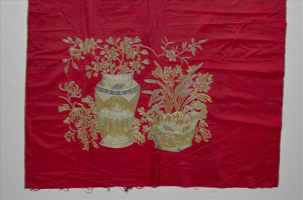 繡金線博古圖椅披