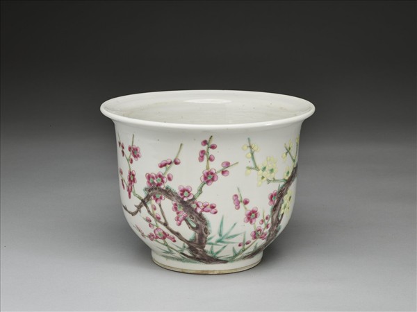 粉彩梅竹圖花盆