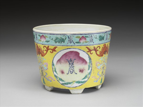 粉彩福壽紋花盆