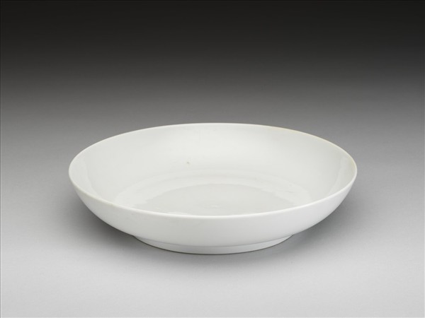 甜白釉盤