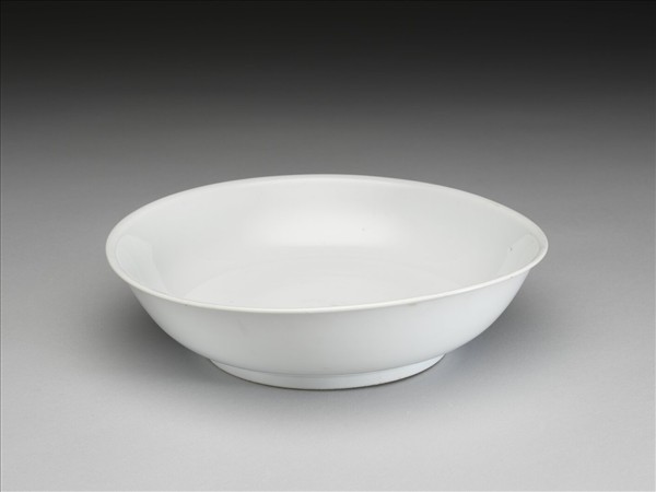 甜白釉盤