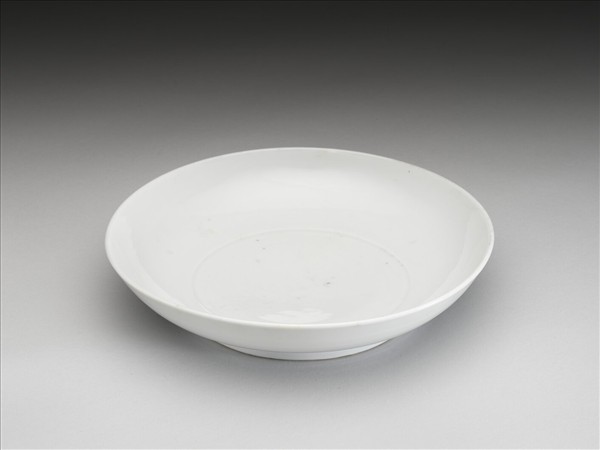 甜白釉盤