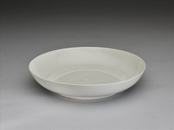甜白釉盤