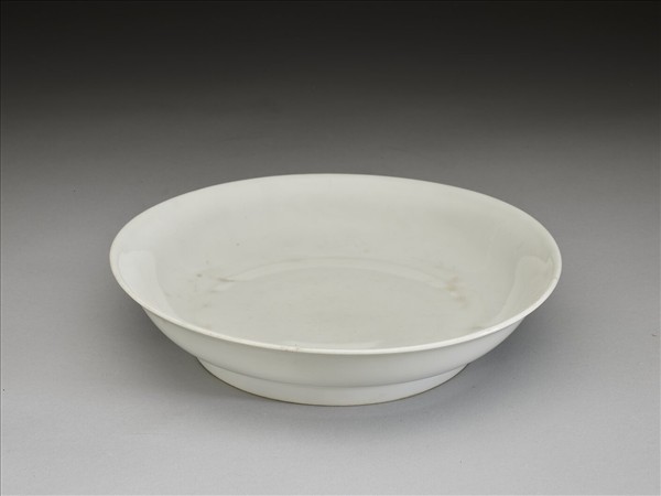 甜白釉盤