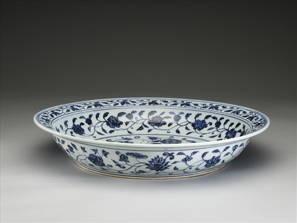青花四季花卉紋盤