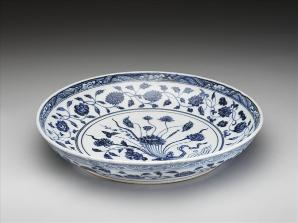 青花四季花卉紋盤