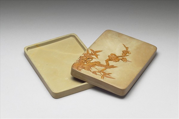 松花石梅竹紋硯盒