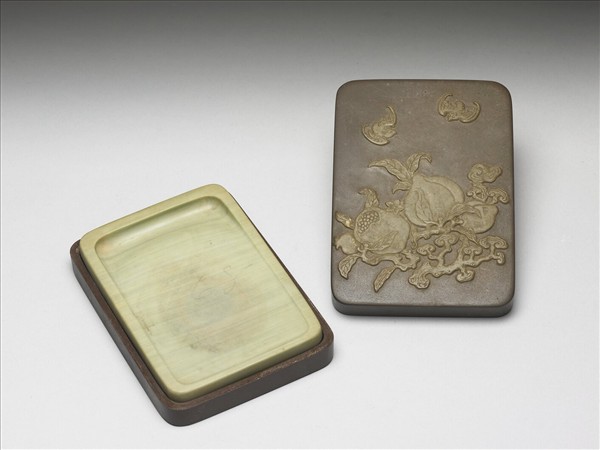 松花石石榴紋硯