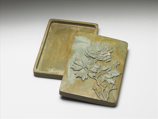 松花石牡丹硯盒