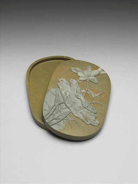 松花石荷塘硯盒