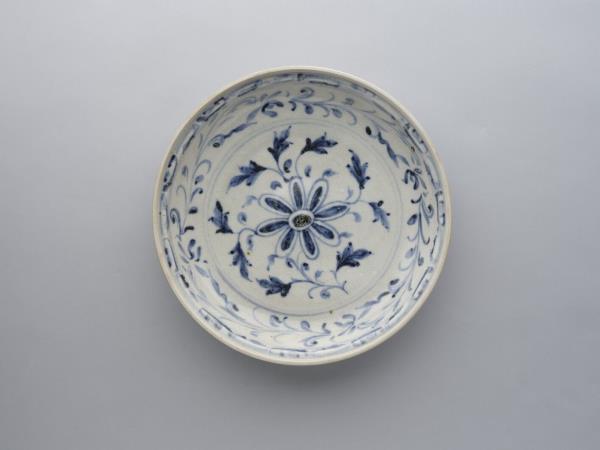 越南青花花卉盤