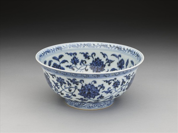 青花四季花卉紋碗