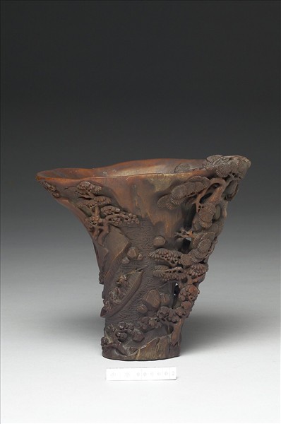 犀角溪谷泛舟觥