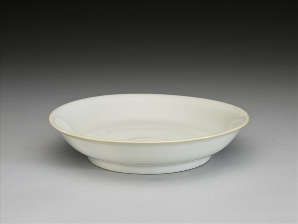 白瓷盤