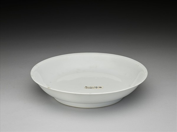 白瓷盤