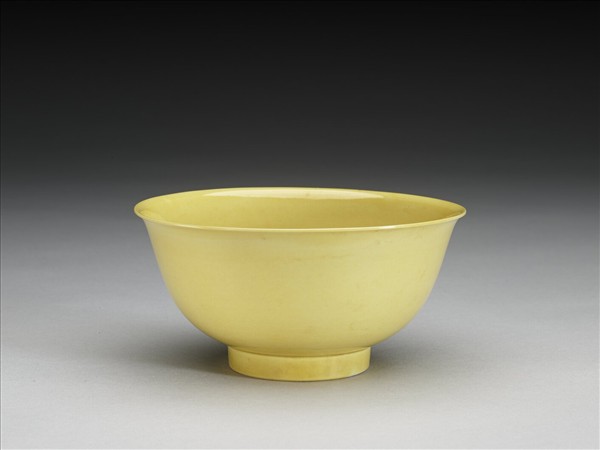 黃釉碗