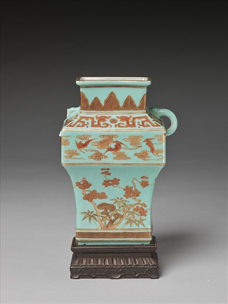 湖綠地紅彩描金歲寒三友圖長方掛瓶