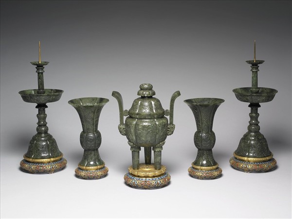 玉番蓮五供（爐）