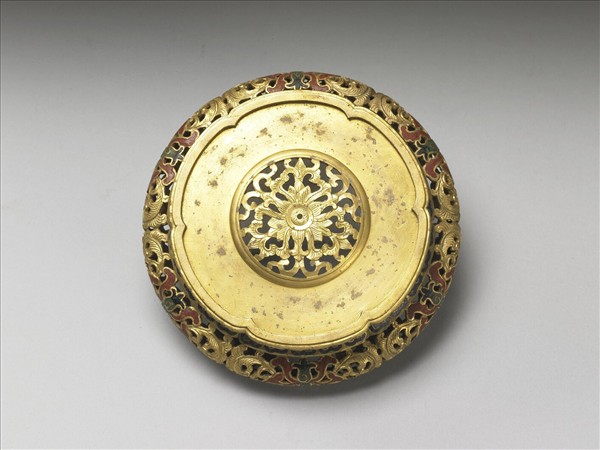 掐絲琺瑯番蓮紋座