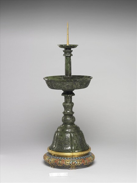 玉番蓮五供（燭台）