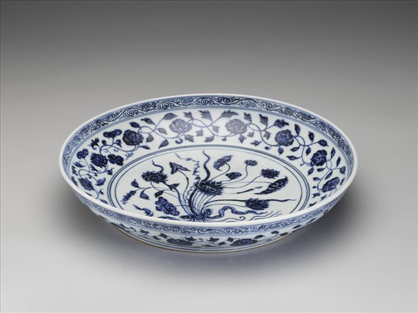 青花四季花卉紋盤