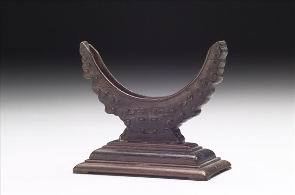 掐絲琺瑯夔龍紋玻璃鏡- 故宮