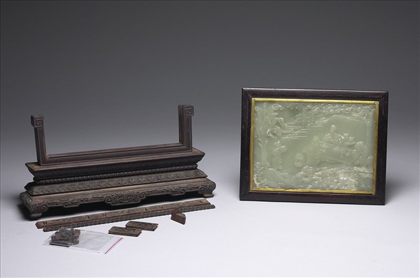 玉桐蔭博古插屏（一對）